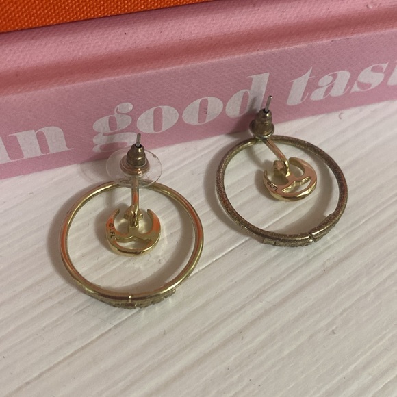 Gold Star Wars Resistance Emblem Earrings - Picture 3 of 3